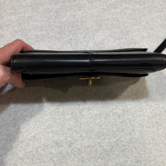 Coach 65th Anniversary Vintage Black Leather Wallet with Gold Turnlock Hardware - Picture 5 of 10